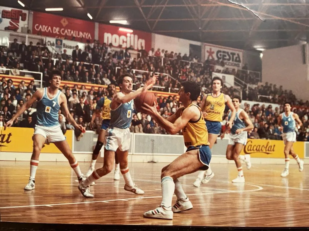 1986-03-02 Partit Inauguracio Pavello
